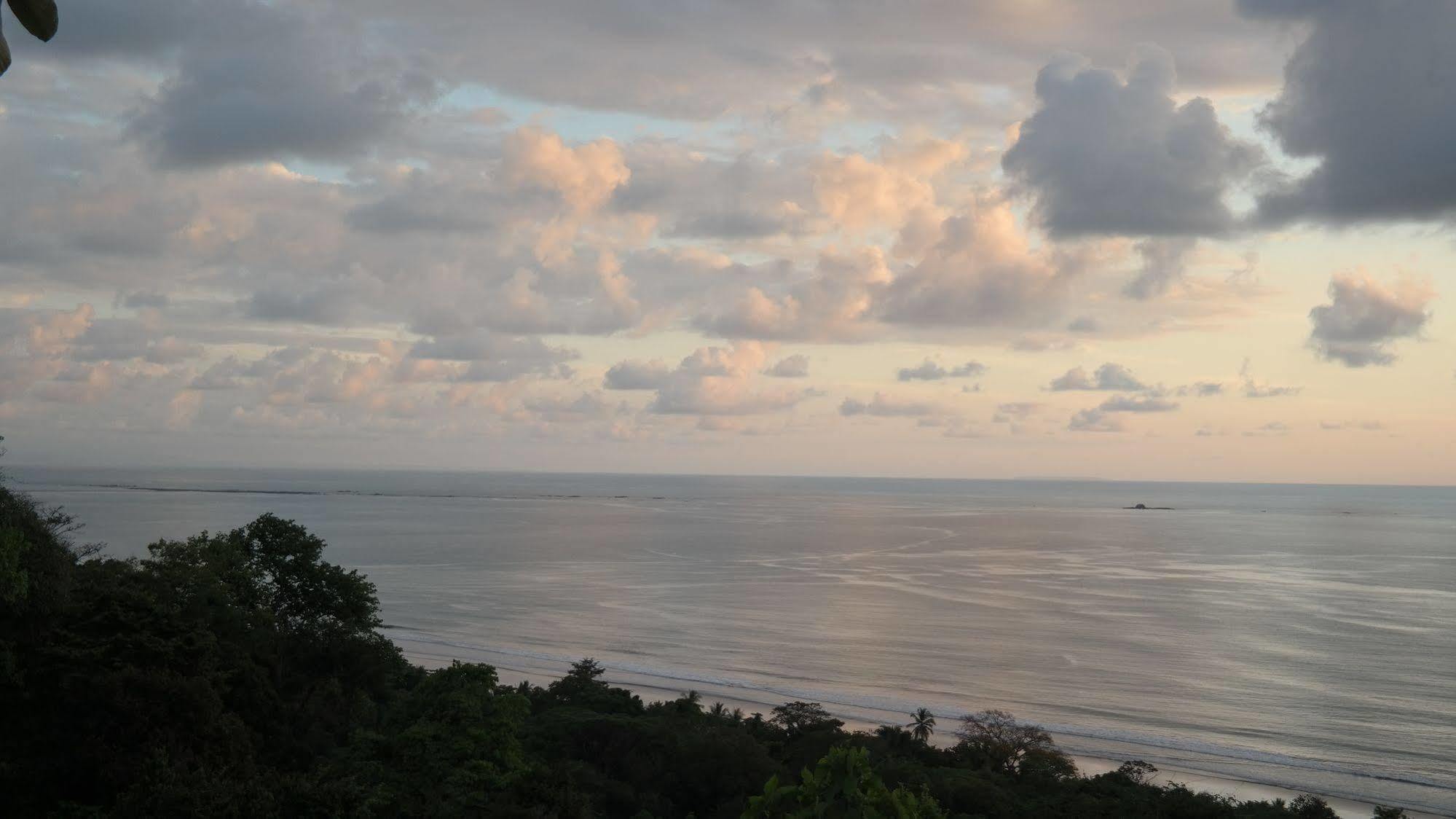 Ranchos Remo Lodge Uvita Ngoại thất bức ảnh